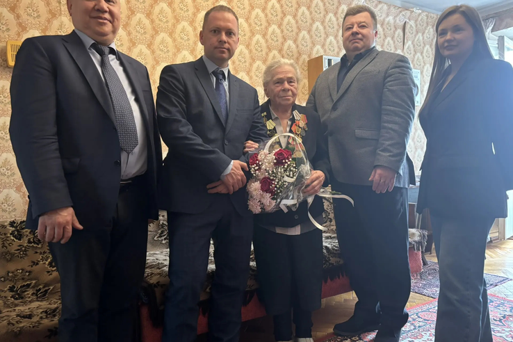 Поздравляем ветеранов Победы