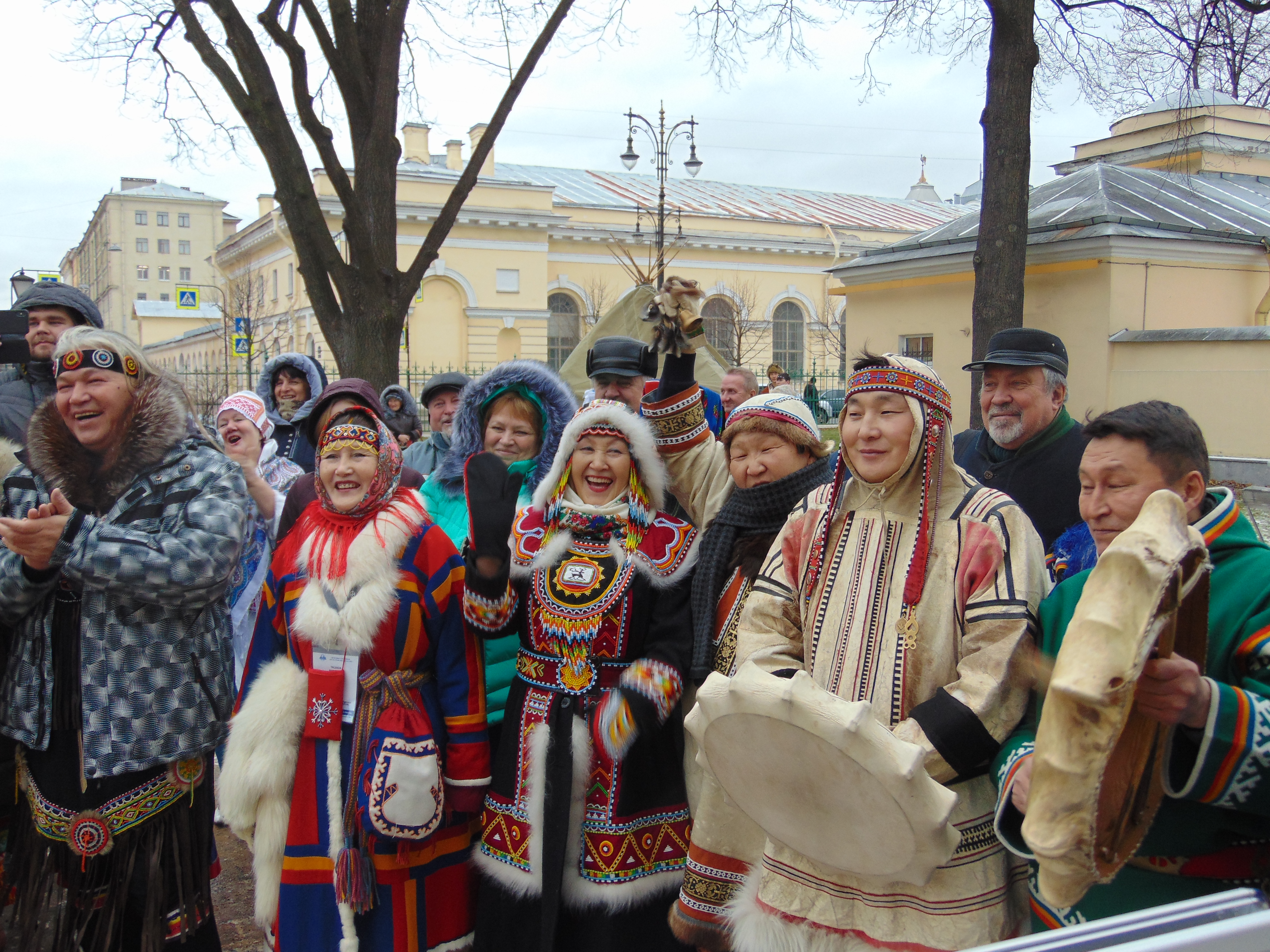 Население севера. Коренных малочисленных народов севера, Сибири и дальнего Востока. Коренные малочисленные народы севера Сибири и дальнего Востока. Малочисленные народы Ленинградской области. Малочисленные народы дальнего Востока.